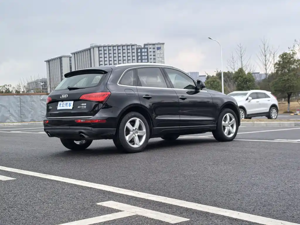 Audi Audi Q5 2016 40 TFSI Technology Edition 2016 - thumbnail 12