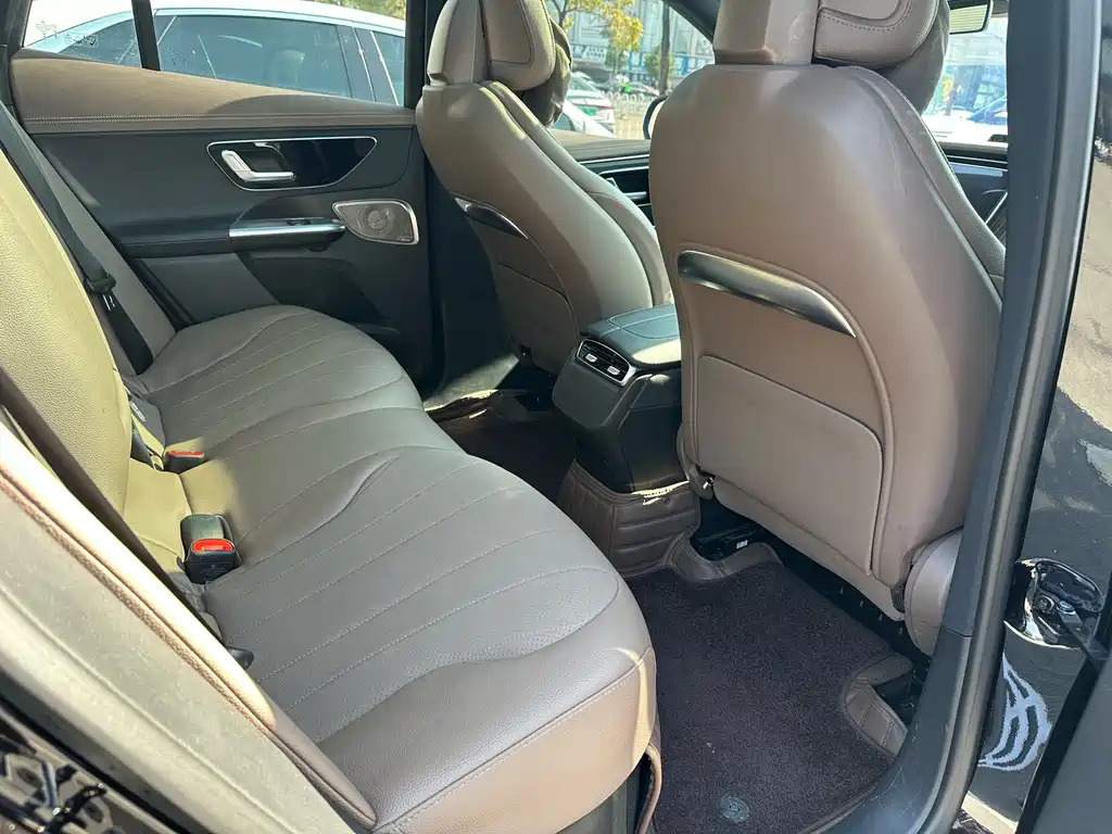 Mercedes-Benz Mercedes-Benz EQE SUV 2023 350 4MATIC Luxury Edition 2024 - thumbnail 12