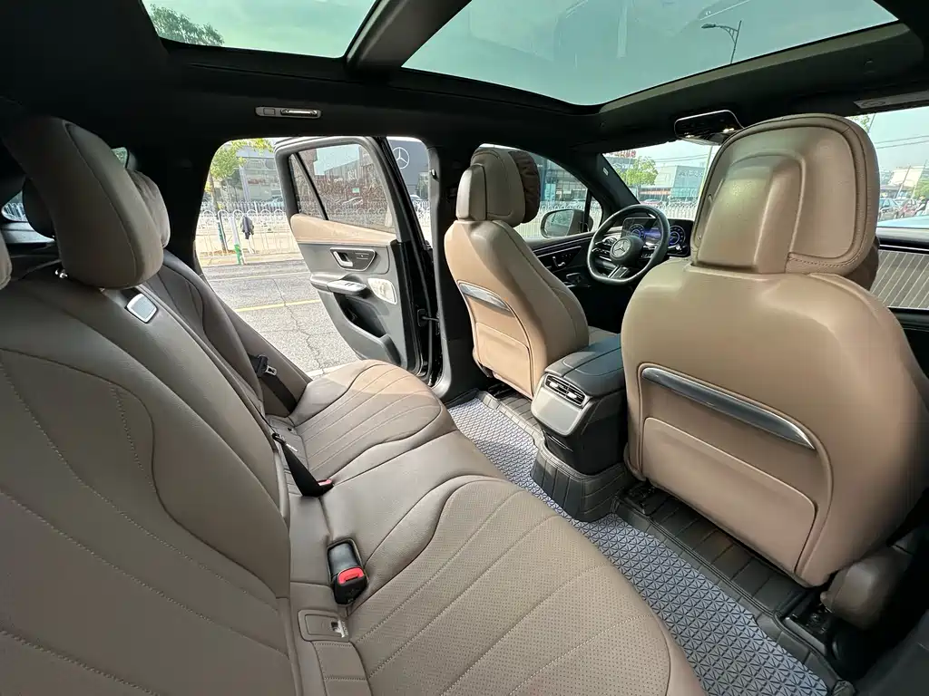 Mercedes-Benz Mercedes-Benz EQE SUV 2023 350 4MATIC Luxury Edition 2024 - thumbnail 13