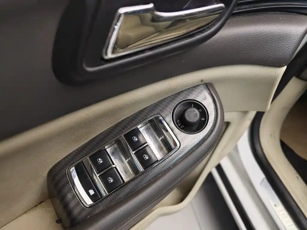 Chevrolet Malibu 2013 2.0L Automatic Luxury Edition 2014 - thumbnail 9