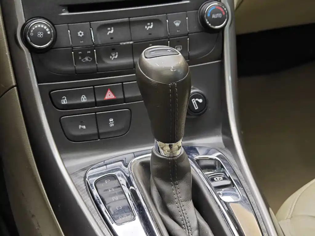 Chevrolet Malibu 2013 2.0L Automatic Luxury Edition 2014 - thumbnail 17