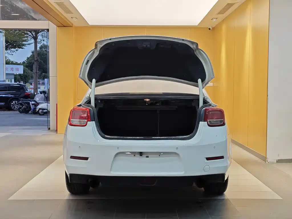 Chevrolet Malibu 2013 2.0L Automatic Luxury Edition 2014 - thumbnail 27