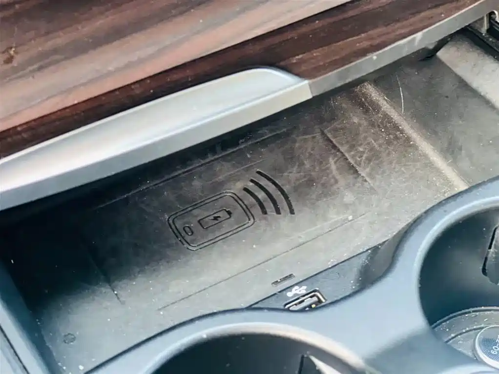 BMW BMW 5 Series Hybrid 2021 535Le Luxury Package 2021 - thumbnail 11