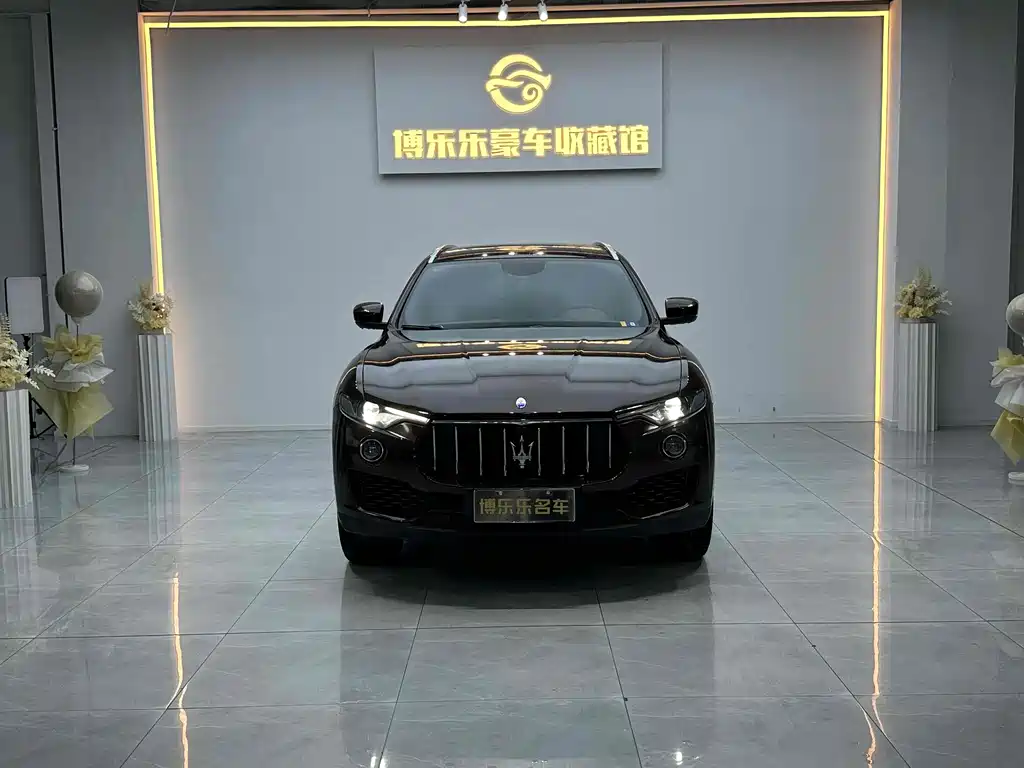 Maserati Maserati Levante 2016 3.0T Standard 2018 - thumbnail 2