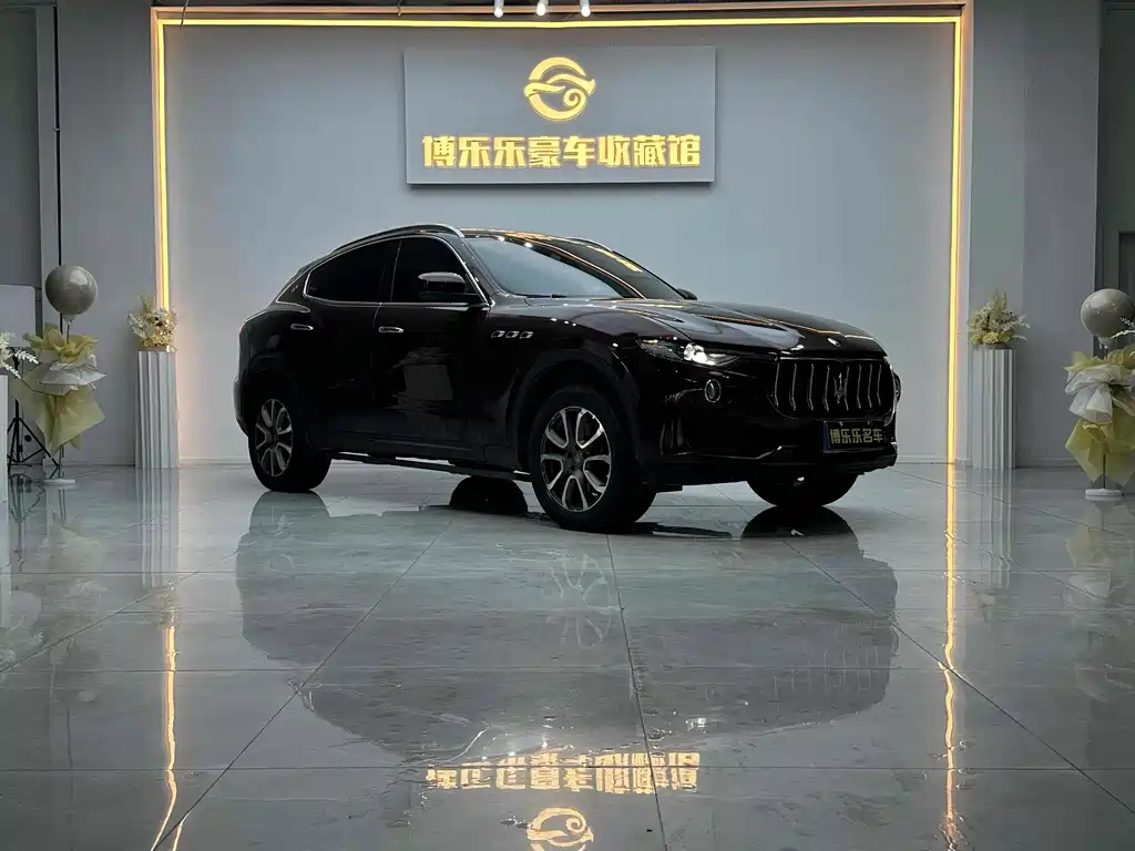 Maserati Maserati Levante 2016 3.0T Standard 2018 - thumbnail 3