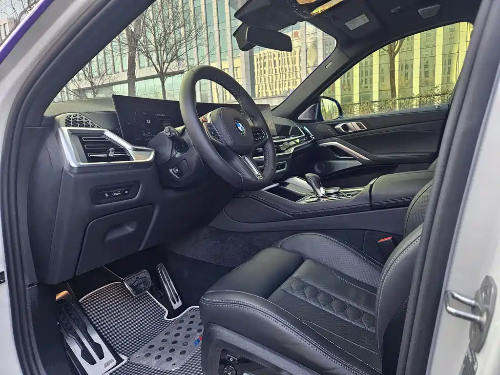 BMW BMW X6 M 2023 X6 M Thunder Edition 2025 - thumbnail 6