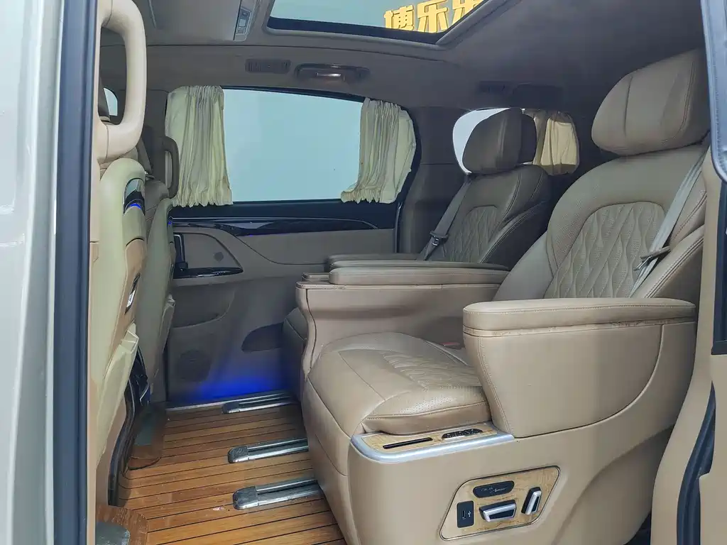 Buick Buick GL8 2017 ES 28T Luxury Edition China V 2017 - thumbnail 5