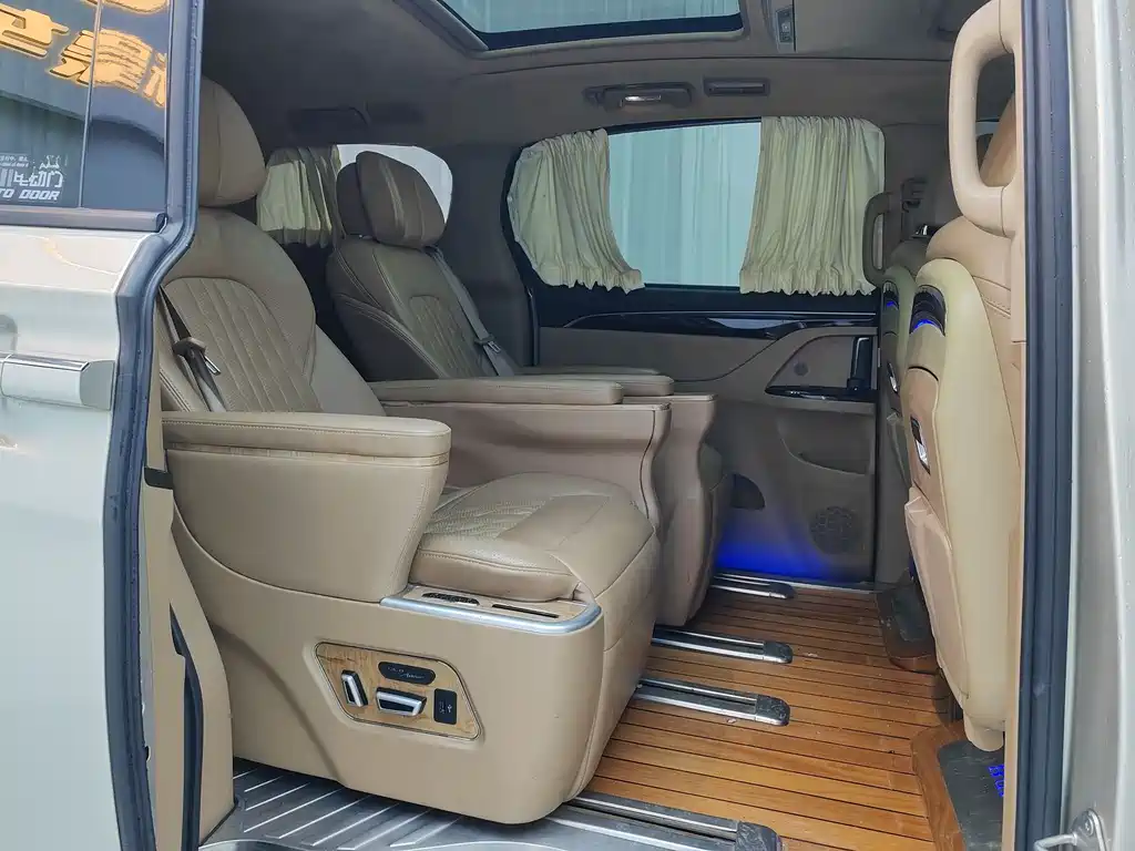 Buick Buick GL8 2017 ES 28T Luxury Edition China V 2017 - thumbnail 16
