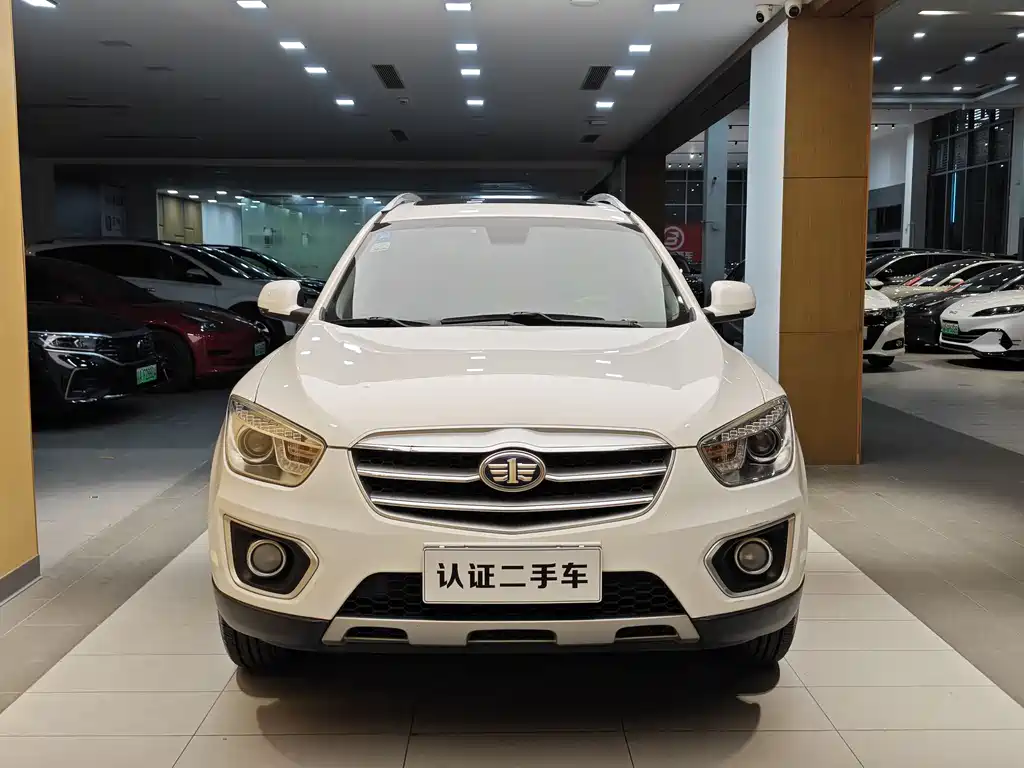 Besturn Besturn X80 2015 2.0L Automatic Luxury Edition 2014 - thumbnail 3