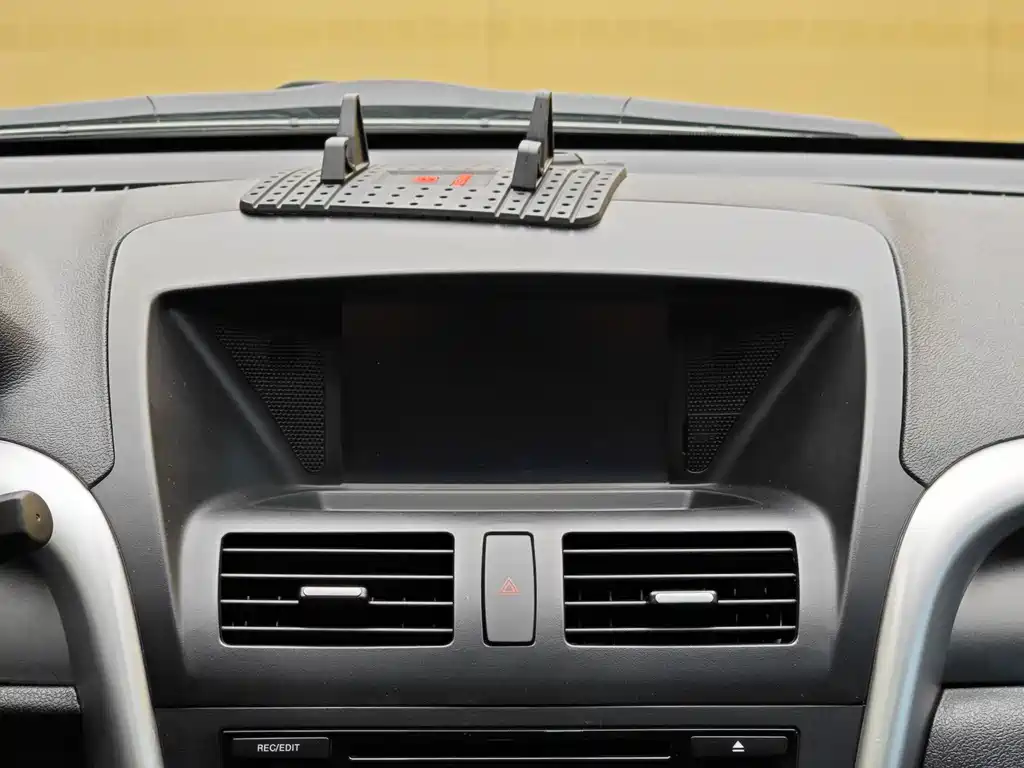 Besturn Besturn X80 2015 2.0L Automatic Luxury Edition 2014 - thumbnail 15