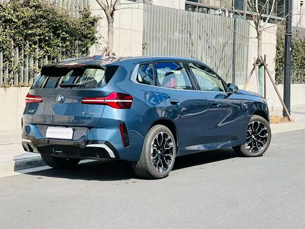BMW BMW X3 2025 xDrive30L Premium M Sport Package 2025 - thumbnail 3