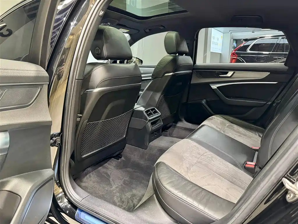 Audi Audi A6L 2019 40 TFSI Luxury Dynamic Model 2019 - thumbnail 27