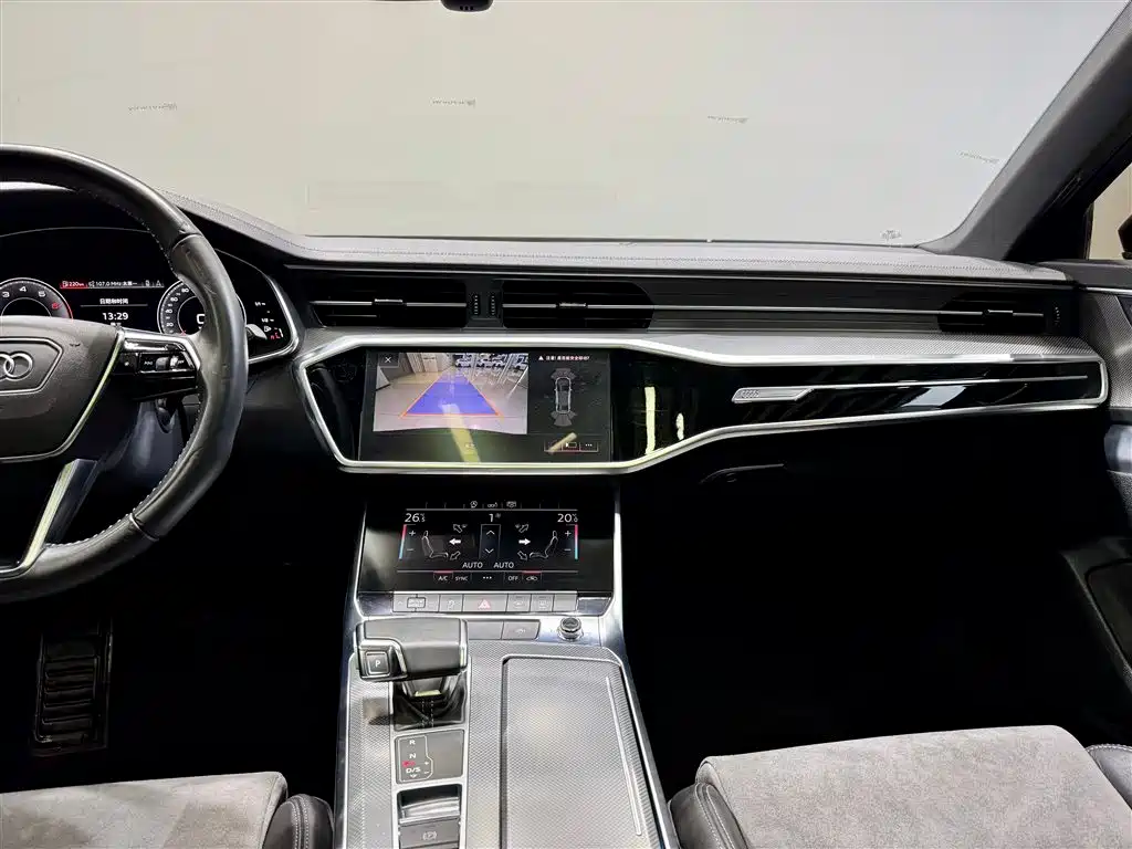 Audi Audi A6L 2019 40 TFSI Luxury Dynamic Model 2019 - thumbnail 29