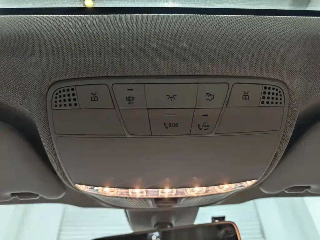 Mercedes-Benz Mercedes-Benz E-Class 2019 Facelift E 300 L Sport Style 2019 - thumbnail 7