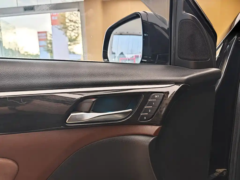 GAC Trumpchi GAC Trumpchi GS8 2017 320T 2WD Luxury Intelligent Link Edition (7-seater) 2017 - thumbnail 8