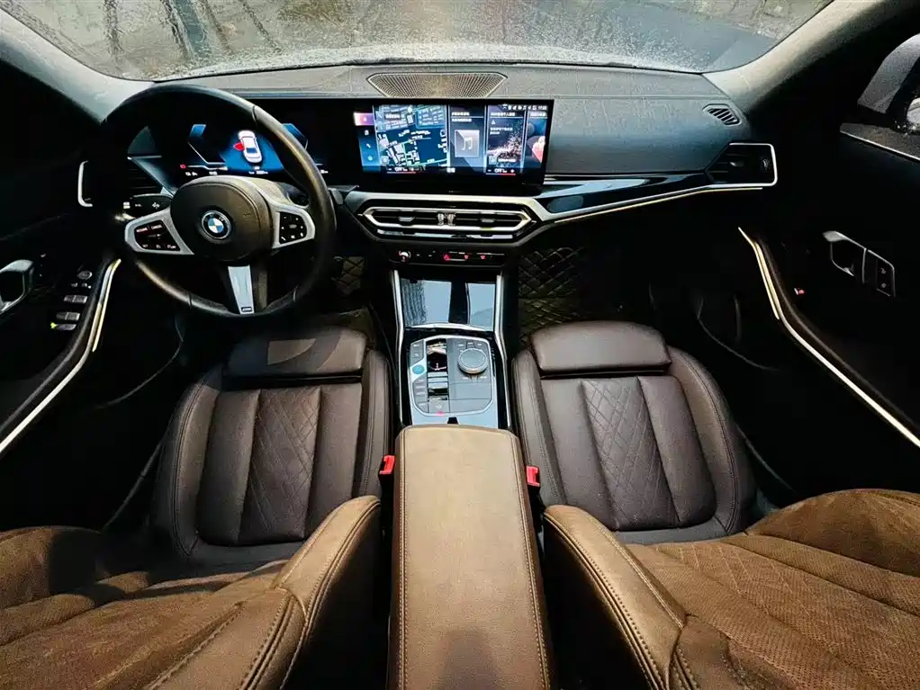 BMW BMW i3 2022 eDrive 35 L 2024 - thumbnail 13