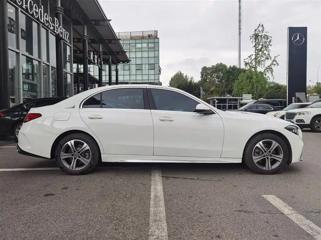 Mercedes-Benz Mercedes-Benz C-Class 2022 C 200 L Sport Edition 2022 - thumbnail 3