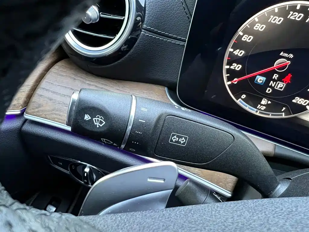 Mercedes-Benz Mercedes-Benz E-Class 2016 E 300 L Fashion Edition 2017 - thumbnail 10