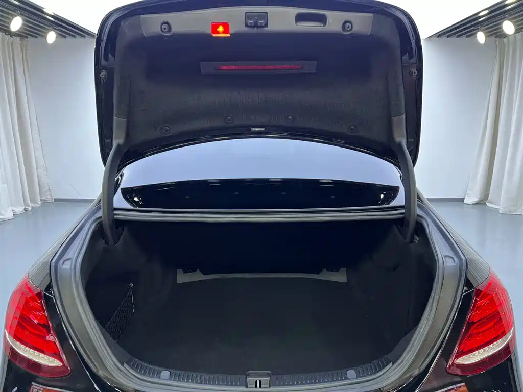 Mercedes-Benz Mercedes-Benz E-Class 2016 E 300 L Fashion Edition 2017 - thumbnail 29