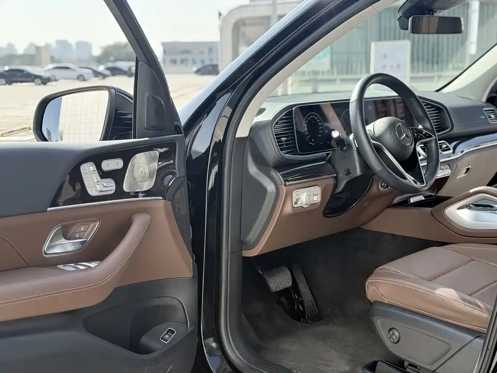 Mercedes-Benz Mercedes-Benz GLE 2025 GLE 350 4MATIC Fashion Edition 2025 - thumbnail 4