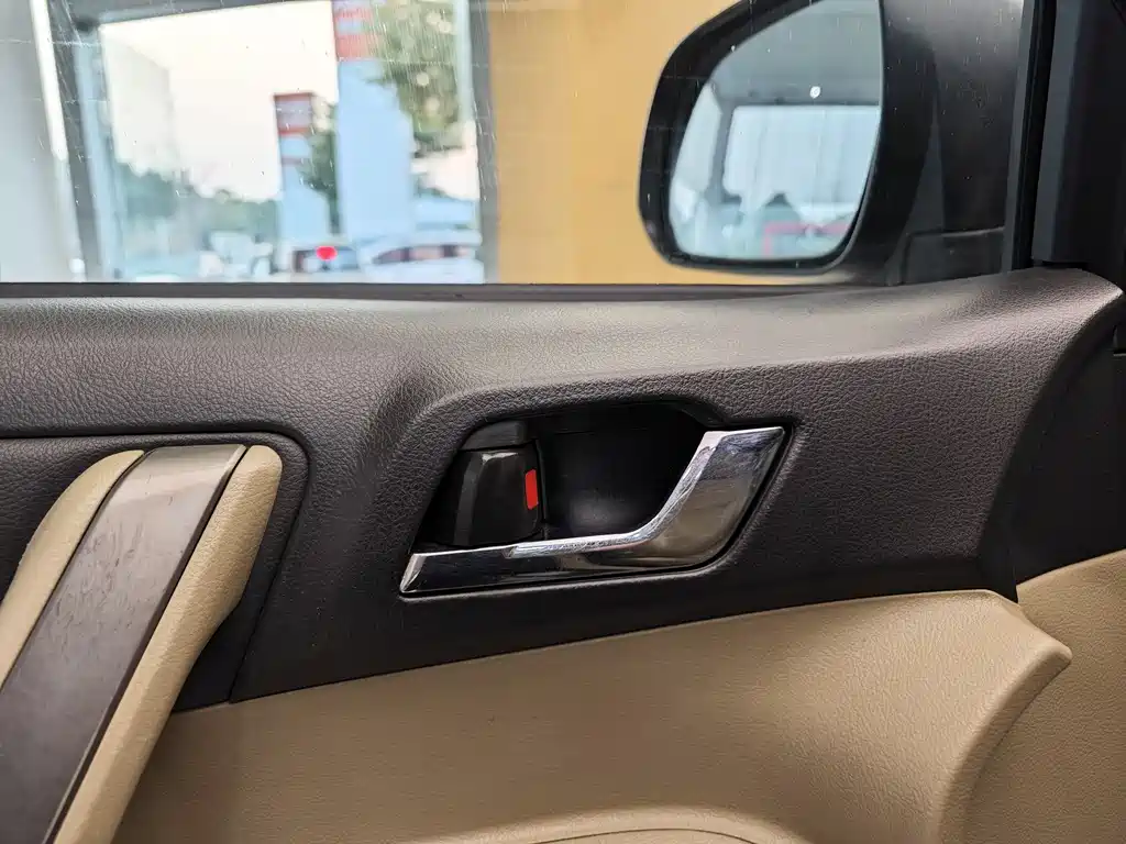 Toyota Toyota Highlander 2009 2.7L 2WD 5-seat Premium Edition 2011 - thumbnail 8