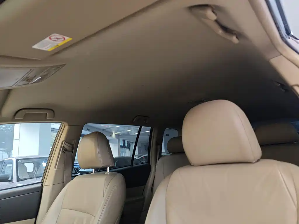 Toyota Toyota Highlander 2009 2.7L 2WD 5-seat Premium Edition 2011 - thumbnail 12