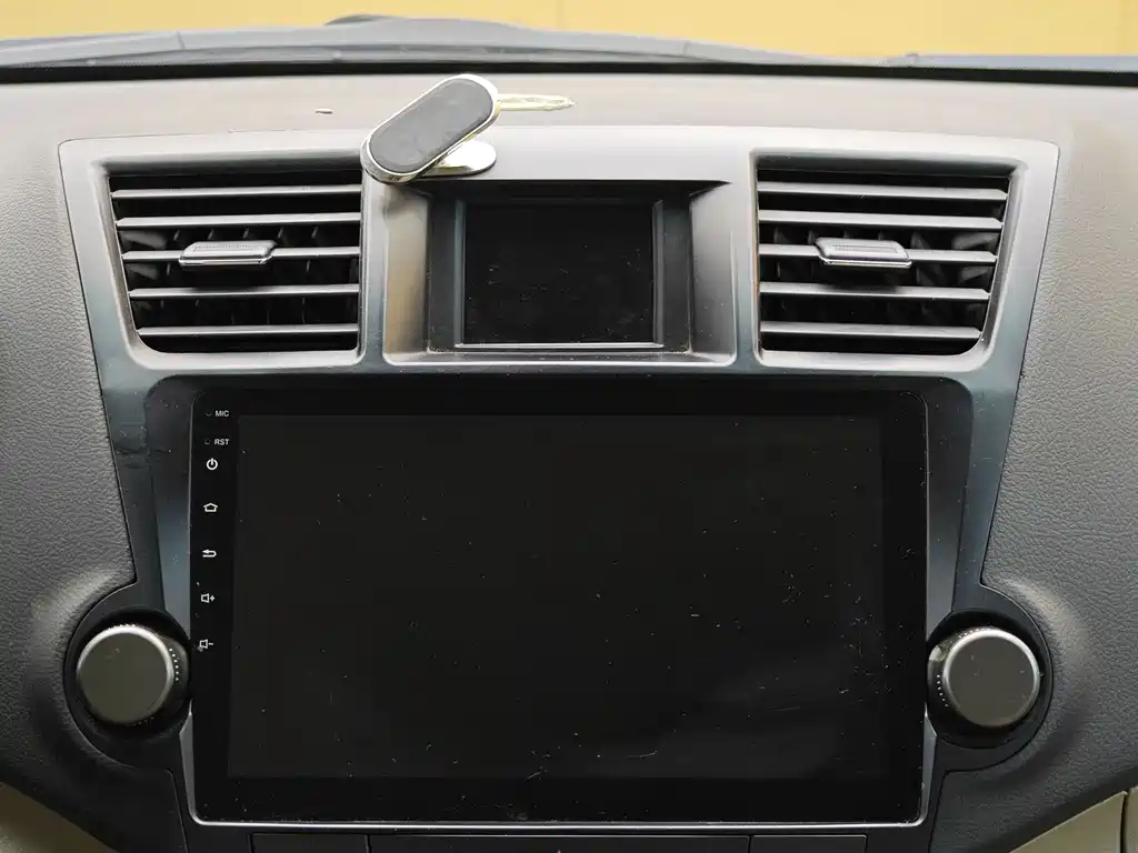Toyota Toyota Highlander 2009 2.7L 2WD 5-seat Premium Edition 2011 - thumbnail 15