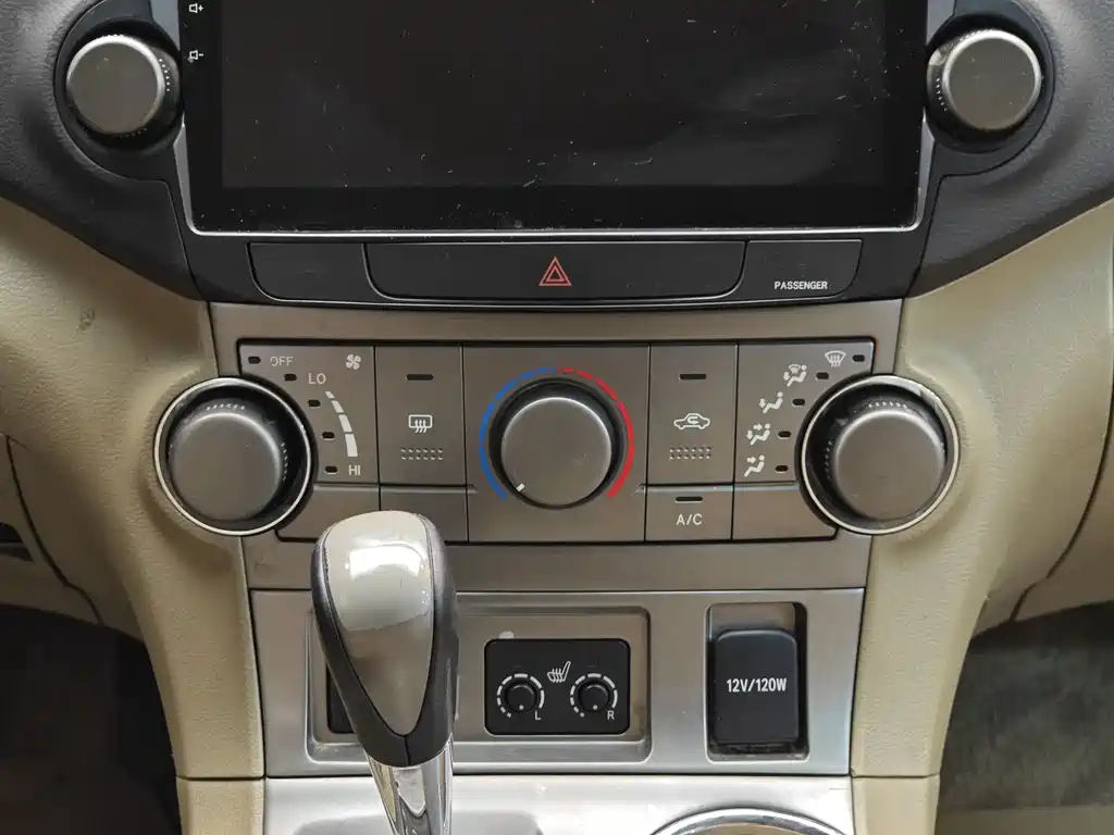 Toyota Toyota Highlander 2009 2.7L 2WD 5-seat Premium Edition 2011 - thumbnail 16