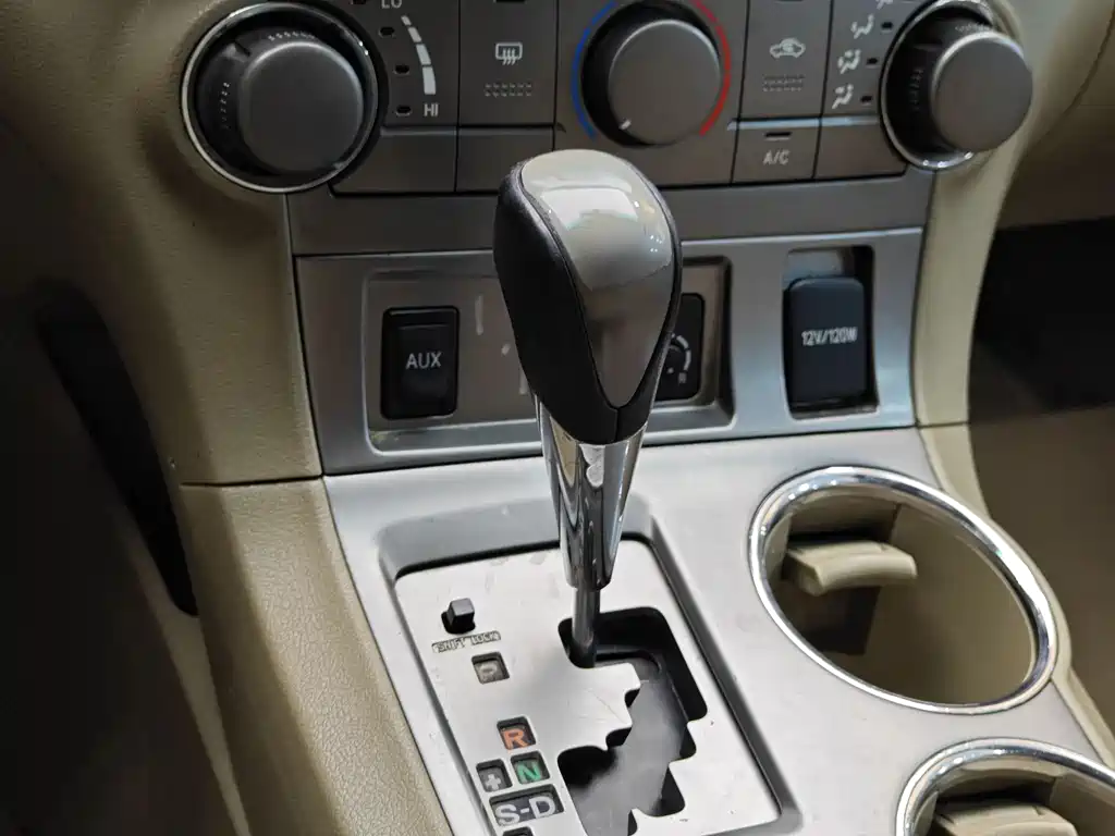 Toyota Toyota Highlander 2009 2.7L 2WD 5-seat Premium Edition 2011 - thumbnail 17