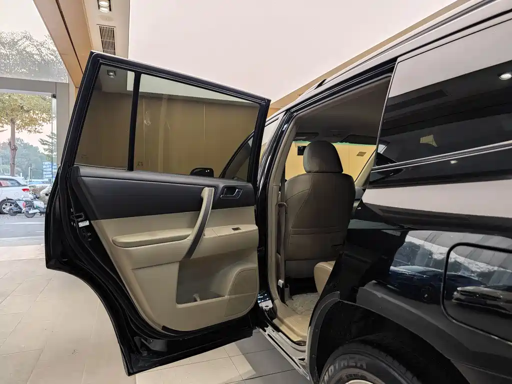 Toyota Toyota Highlander 2009 2.7L 2WD 5-seat Premium Edition 2011 - thumbnail 20
