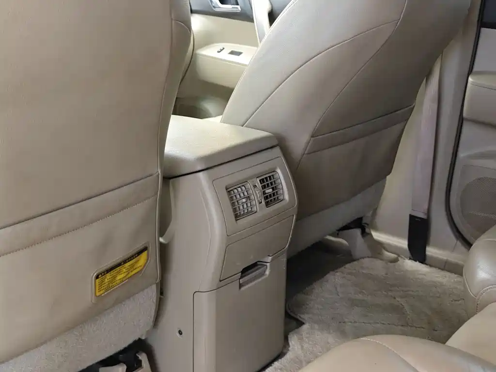 Toyota Toyota Highlander 2009 2.7L 2WD 5-seat Premium Edition 2011 - thumbnail 22