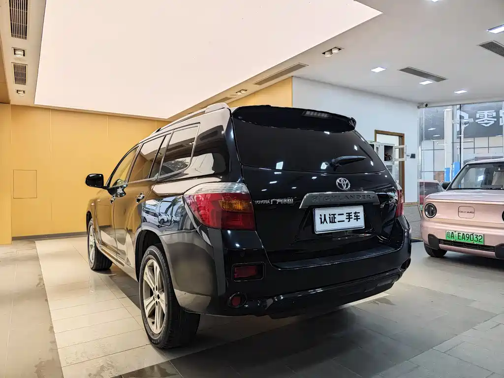 Toyota Toyota Highlander 2009 2.7L 2WD 5-seat Premium Edition 2011 - thumbnail 24