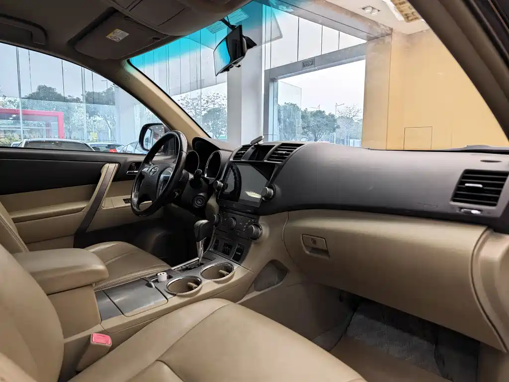 Toyota Toyota Highlander 2009 2.7L 2WD 5-seat Premium Edition 2011 - thumbnail 30