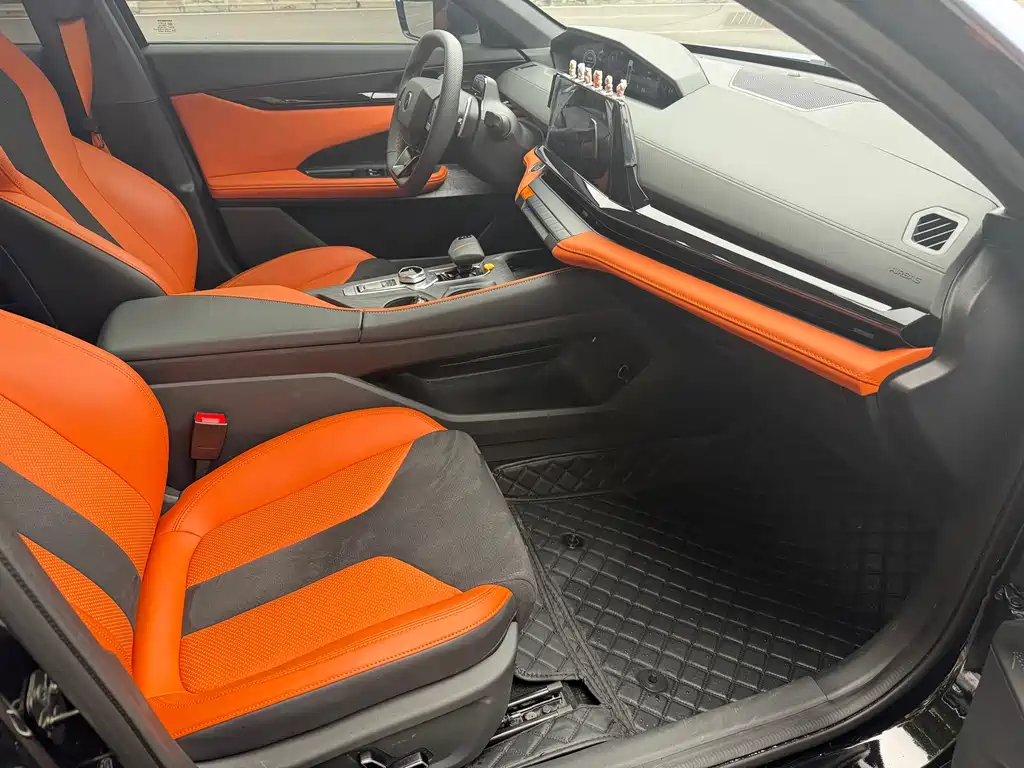 Changan Changan UNI-V 2023 1.5T Sport Edition 2024 - thumbnail 7
