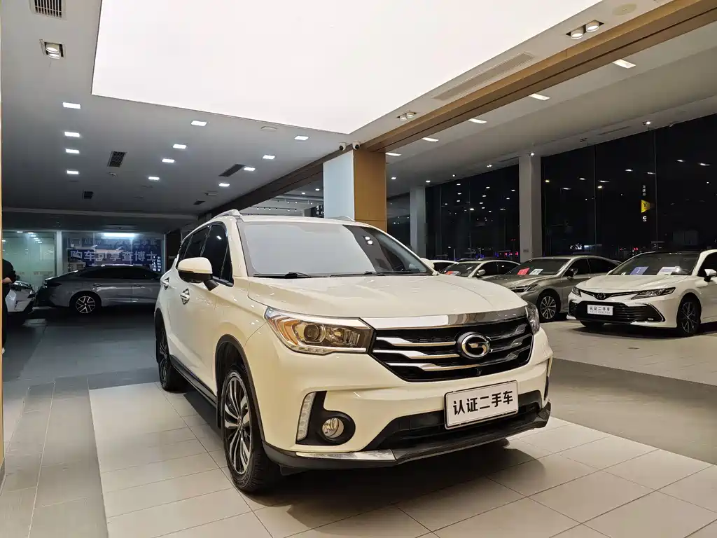 GAC Trumpchi GAC Trumpchi GS4 2017 235T Automatic 2WD Luxury Smart Link Edition 2017 - thumbnail 4