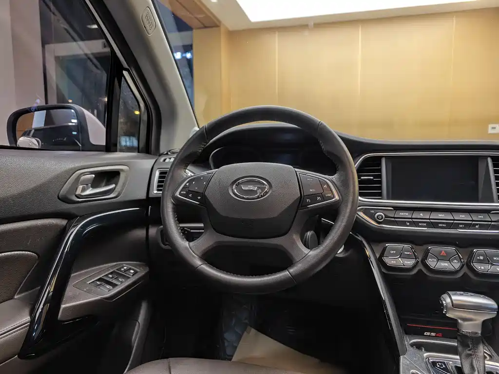 GAC Trumpchi GAC Trumpchi GS4 2017 235T Automatic 2WD Luxury Smart Link Edition 2017 - thumbnail 14