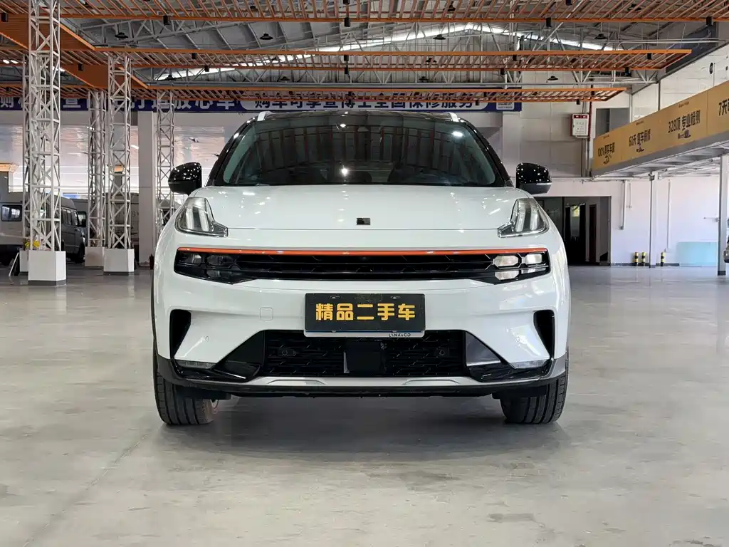 Lynk & Co Lynk & Co 06 2020 1.5T Halo 2021 - thumbnail 4