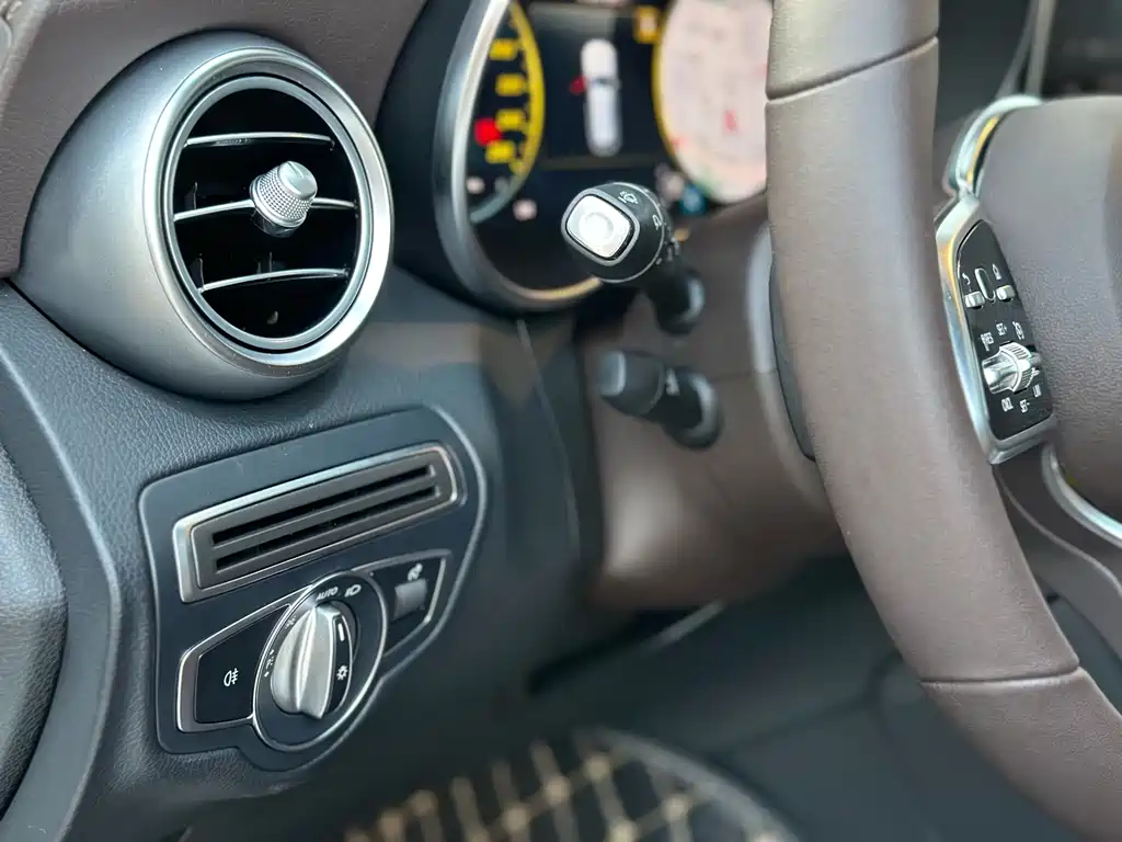 Mercedes-Benz Mercedes-Benz GLC 2021 GLC 300 L 4MATIC Dynamic Model 2021 - thumbnail 13