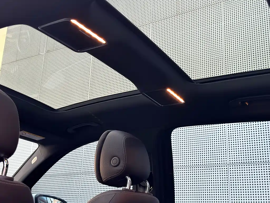Mercedes-Benz Mercedes-Benz GLC 2021 GLC 300 L 4MATIC Dynamic Model 2021 - thumbnail 18