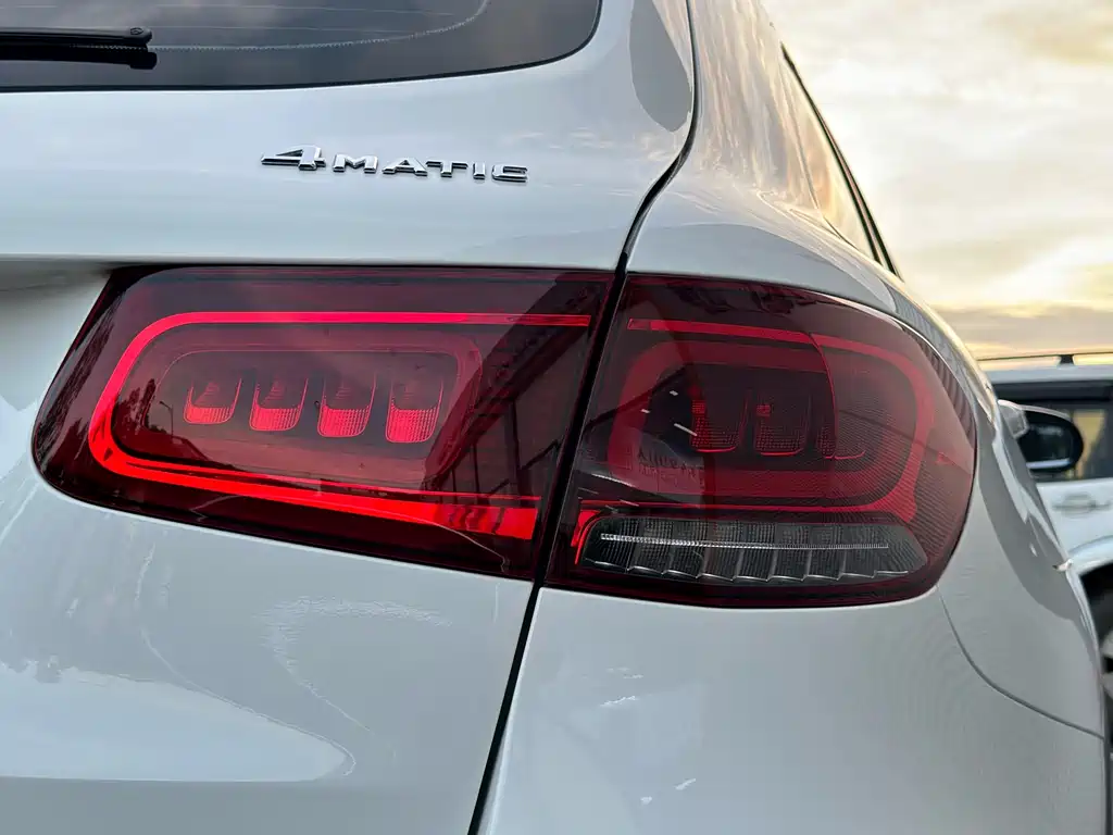 Mercedes-Benz Mercedes-Benz GLC 2021 GLC 300 L 4MATIC Dynamic Model 2021 - thumbnail 26