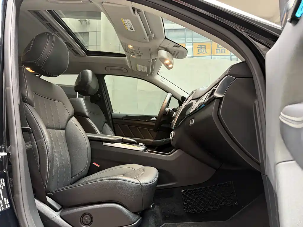 Mercedes-Benz Mercedes-Benz GL-Class 2015 GL 400 4MATIC Luxury Edition 2015 - thumbnail 5