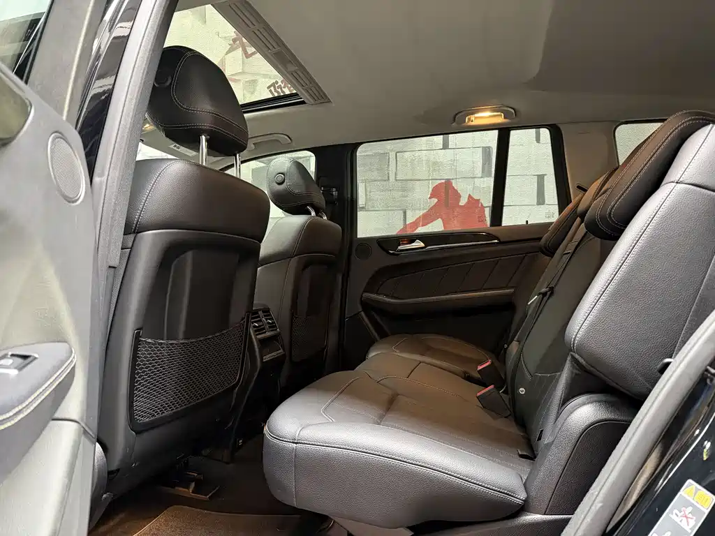 Mercedes-Benz Mercedes-Benz GL-Class 2015 GL 400 4MATIC Luxury Edition 2015 - thumbnail 6