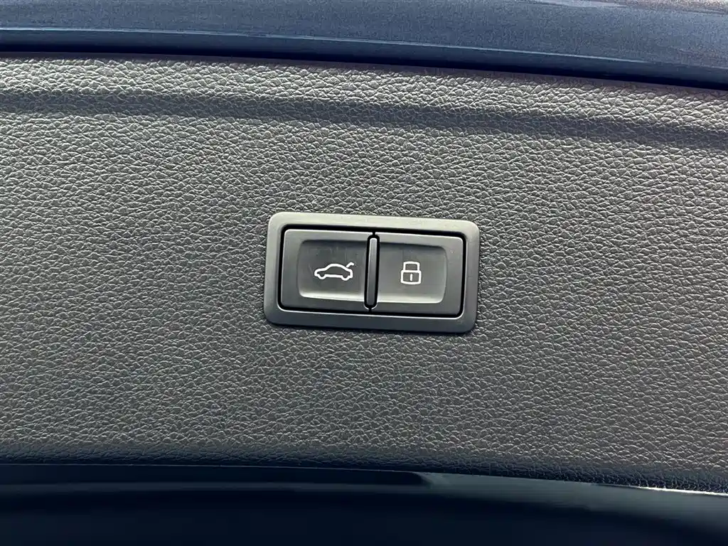 Audi Audi Q5L 2020 45 TFSI Premium Fashion Model 2021 - thumbnail 23