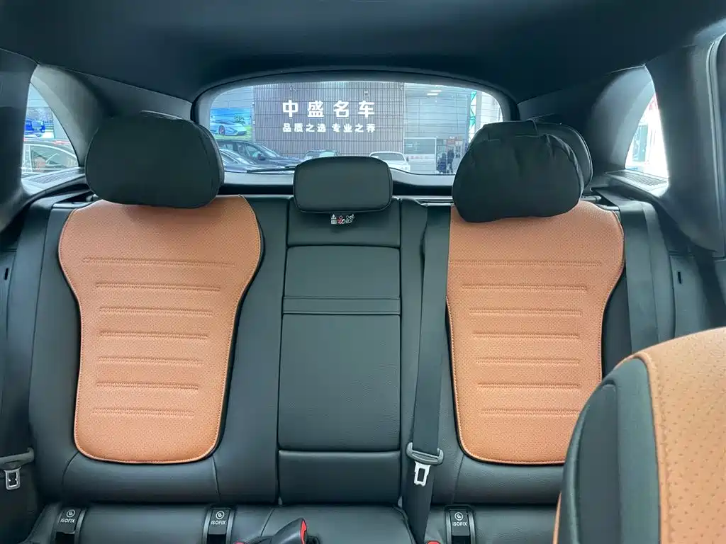 Mercedes-Benz Mercedes-Benz GLC 2023 Facelift GLC 300 L 4MATIC Dynamic Model 5-Seat 2024 - thumbnail 12
