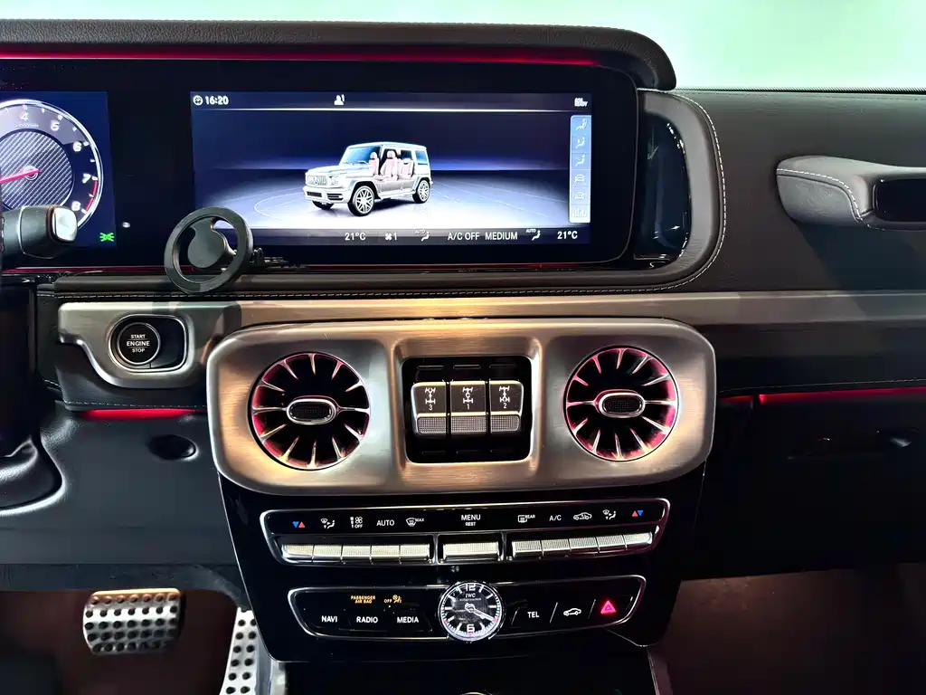 Mercedes-Benz Mercedes-Benz G-Class AMG 2023 AMG G 63 2024 - thumbnail 26