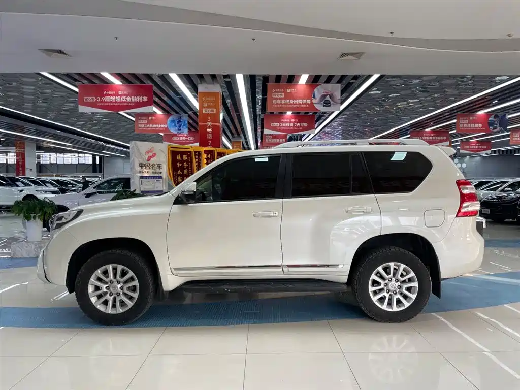 Toyota Toyota Land Cruiser Prado 2017 4.0L Automatic 2017 - thumbnail 4