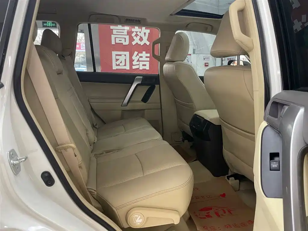 Toyota Toyota Land Cruiser Prado 2017 4.0L Automatic 2017 - thumbnail 18