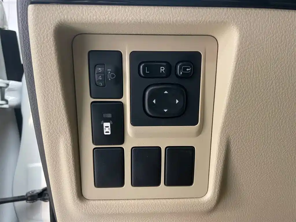Toyota Toyota Land Cruiser Prado 2017 4.0L Automatic 2017 - thumbnail 20
