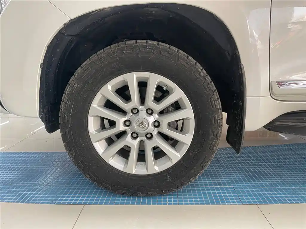Toyota Toyota Land Cruiser Prado 2017 4.0L Automatic 2017 - thumbnail 29