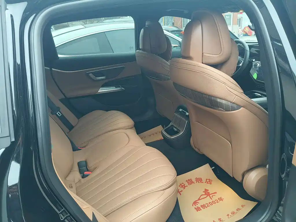 Mercedes-Benz Mercedes-Benz E-Class 2025 E 300 L Fashion Edition 2026 - thumbnail 21